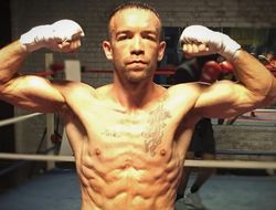 фото - Бокс в Дубае: сенсационное поражение Дохейни, Ласиси защитил титул, но не победил