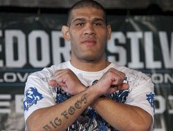 фото - Бигфут Силва покидает UFC