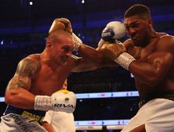 фото - Джошуа может побить Усика в реванше — экс-тренер Фьюри