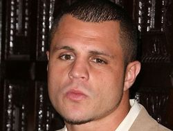 фото - Новоиспечённый супертяж Флорес готов лететь в Москву на бой с Поветкиным