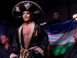 фото - Есть рекорд: Муроджон Ахмадалиев — объединённый чемпион мира