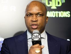 фото - «Когда Браун побьёт Бетербиева...» Тренер американца уже видит себя в истории