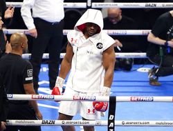 фото - Тренера Джошуа спросили о бое с Фьюри. Тот в ответ вспылил