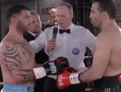 фото - 50-летний Арслан побил Акосту и завоевал интернациональный пояс: видео