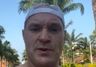 Официально! Тайсон Фьюри подерётся с Махмудовым