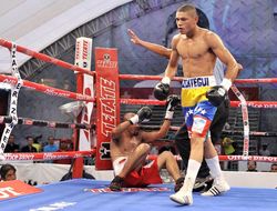 фото - Хосе Ускатеги «переехал» Джексона, Архенис Мендес пересилил Васкеса