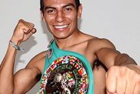 Видео боя: Хесрил Корралес — Робинсон Кастейянос, HD 720