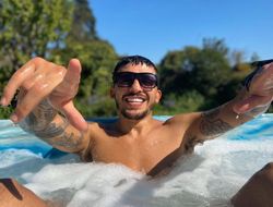 фото - Ли Селби не знает, как решиться идти в зал: боится принести домой коронавирус