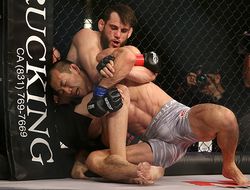 фото - WSOF 24: Фитч победил Оками, Иванов и Бибулатов выиграли титульные бои
