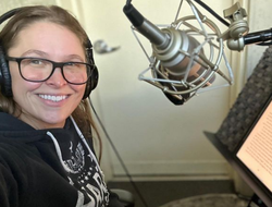 фото - Роузи договорилась о сотрудничестве с Netflix. Угадайте, какие у них планы