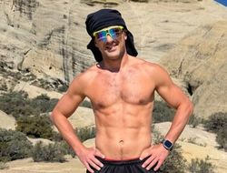 фото - Александр Хижняк дебютирует в профи. Мнение Гвоздика