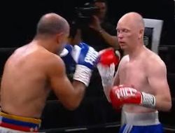 фото - Двукратный олимпийский чемпион Тищенко дебютировал в профи. Ему 38 лет