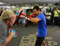 фото - Фредди Роуч: «Кроуфорд не справится с Постолом»