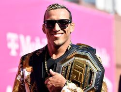 фото - Чарльз Оливейра назвал дату для боя с Конором Макгрегором