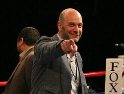 фото - «Он не побьёт Усика так». Американский промоутер — о тренерских смотринах Джошуа