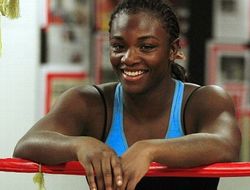 фото - Звезда UFC «Киборг» Жустино может стать чемпионкой мира по боксу — Шилдс