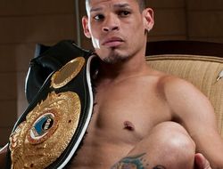 фото - Видео: «Гордый гей» Орландо Крус предложил Пакьяо познакомиться поближе