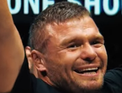 фото - Малыхин разгромил и забил Бхуллара