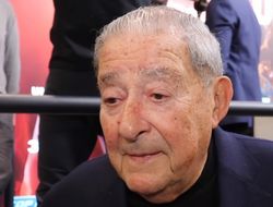 фото - Вопрос один – в каком раунде Уайлдер нокаутирует Джошуа: аксакал о супербое