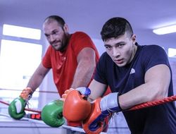 фото - Вон из бокса, фамилию долой! Тайсон Фьюри пригрозил брату «ужасными последствиями»