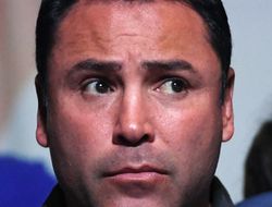 фото - СМИ: Де Ла Хойя готовит на DAZN январское шоу с чемпионским поединком