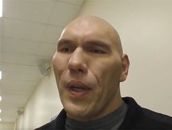 фото - «Время и ещё одна “история” работают не на Сашу». Николай Валуев — о противостоянии Поветкин–Уайт