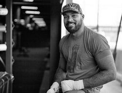 фото - Джеральд Вашингтон готовится к бою с Мартином, но заглядывается на Джошуа