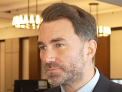 фото - Хэйни комфортно победит Ломаченко, почти в каждом раунде — прогноз Хирна