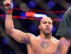 фото - Сирил Ган «засушил» Розенструйка в главном событии UFC Fight Night 186 (+ видео)