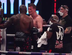 фото - Уайт проведёт третий бой с Поветкиным? Отвечает промоутер