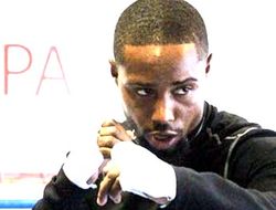 фото - Ли Селби обязали драться с американским «Охотником за головами»