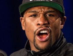 фото - Мэйуэзер: «Пакьяо и Брэдли дрались в реванше, как любители»