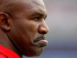 фото - Эвандер Холифилд дал оценку Усику