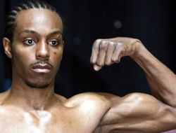 фото - Амир Имам ярко нокаутировал Ангуло, вызвав Мэйуэзера