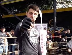 фото - Дацик спорно проиграл «Пулеметчику» Дукаеву