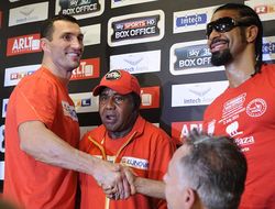 фото - Хэй понял, почему Кличко не стал драться с Валуевым