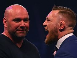 фото - Титул точно не отберут: Дэйна Уайт рассказал, как накажут Нурмагомедова