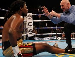 фото - Энтони Джошуа: Мартин мог продолжить бой, но не хотел