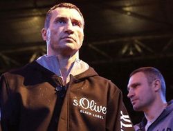 фото - Владимир Кличко не должен возвращаться из-за денег — Виталий