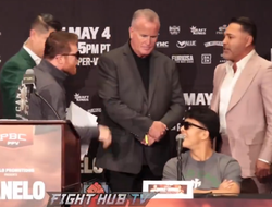 фото - Де Ла Хойя и Канело едва не подрались на пресс-конференции: видео