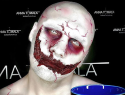 фото - Фьюри представил новую маску Уайлдера, Херн анонсирует свою книгу, Богачук отдыхает у моря — соцсети 