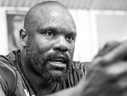 фото - Бывший соперник Усика поможет Дереку Чисоре подготовиться к украинцу