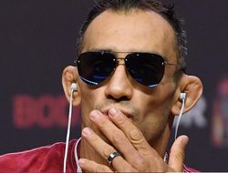 фото - Фергюсон критикует Нурмагомедова, зовёт в клетку до конца года