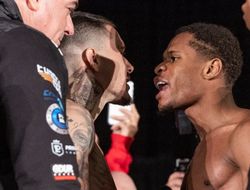 фото - О чём Камбосос и Хэйни говорили в раздевалке после боя — видео