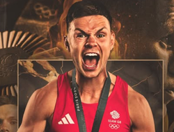 фото - Уоррен подписал бронзового призёра Олимпиады 2024