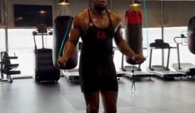 Супертяж для Zuffa, контракт Барау, торги Скофилда, соперник Мартина