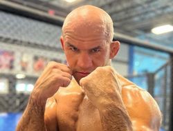 фото - Пулев подерётся с ещё одним легендарным экс-чемпионом UFC