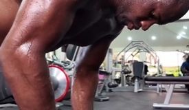 Дюбуа вернётся в «настоящем» бою — новый тренер впечатлён увиденным 