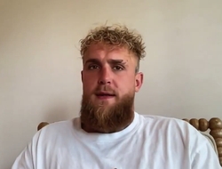 фото - Бой Дэвис – Пол будет настоящим, но якобы выставочным. Шоумен поведал детали соглашения