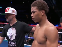 фото - Протеже Мейвезера Мотон за минуту уничтожил Васкеса: видео